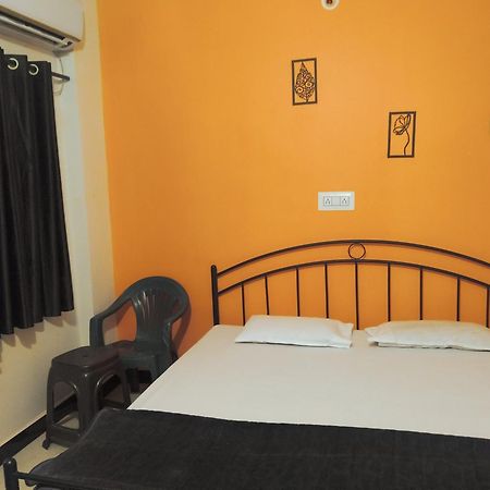 Shivlok Guest House Удджайн Екстер'єр фото
